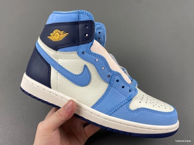 HYPE in Jordan First Flight OG WMNS FD2596-400 High Air 1 0805
